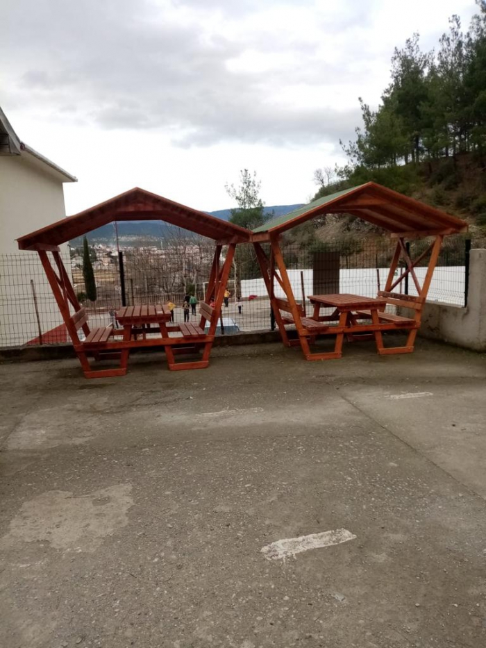 KAYA'DAN DURAĞAN CUMHURİYET İLKOKULUNA KAMELYA VE ÇOCUK PARKI