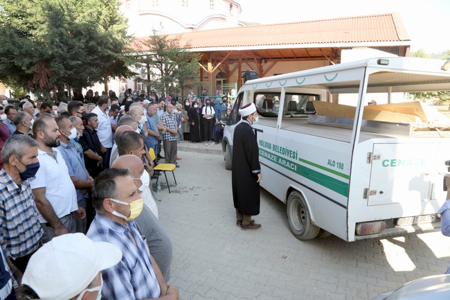 5 Yakınını Birden Kaybetti!