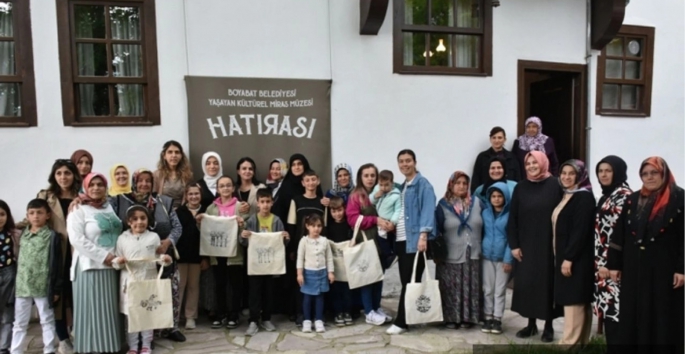 Boyabat Belediyesi’nden Anneler Günü’ne özel “Ihlamur Baskısı” etkinliği