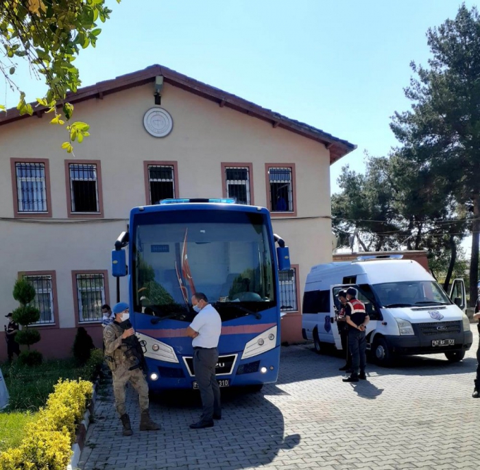 Son mahkumlar gitti, cezaevi kapatıldı