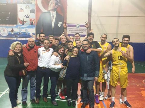 SİNOP YILDIZLARI EBBL’DE ÇIKTIĞI KADER MAÇINDA SON SANİYE 3’LÜĞÜ İLE KAZANDI.