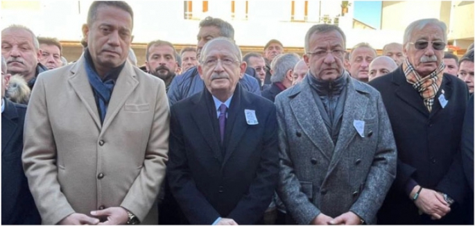 Eski CHP Genel Başkanı Kılıçdaroğlu  Engin Altay’ın babasının cenazesine katıldı