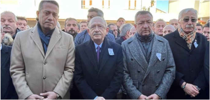 Eski CHP Genel Başkanı Kılıçdaroğlu Engin Altay’ın babasının cenazesine katıldı