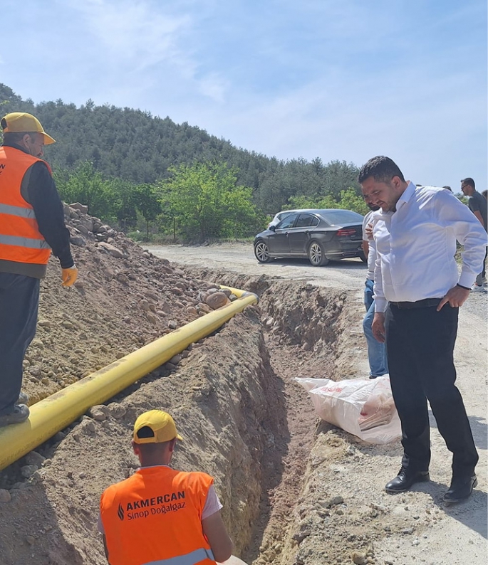 HEM ANAHATTA, HEM İLÇE İÇİNDE DOĞALGAZ ÇALIŞMALARINA TEKRAR BAŞLANDI..