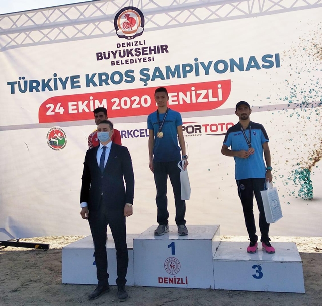 SİNOPLU SPORCUDAN BÜYÜK BAŞARI; TÜRKİYE ŞAMPİYONU OLDU