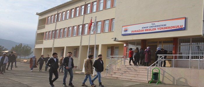 ÜNİVERSİTELER AÇILDI, İLÇELERDE BARINMA SORUN OLDU...